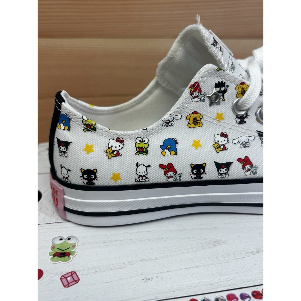 Converse HELLO KITTY And Friends Chuck Taylor White Low Sneakers Women's Sz 7.5 - Picture 2 of 7